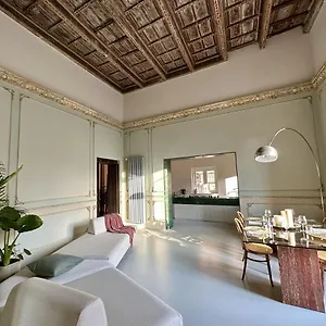 Apartment Casa Guilla_alla Cattedrale, Palermo