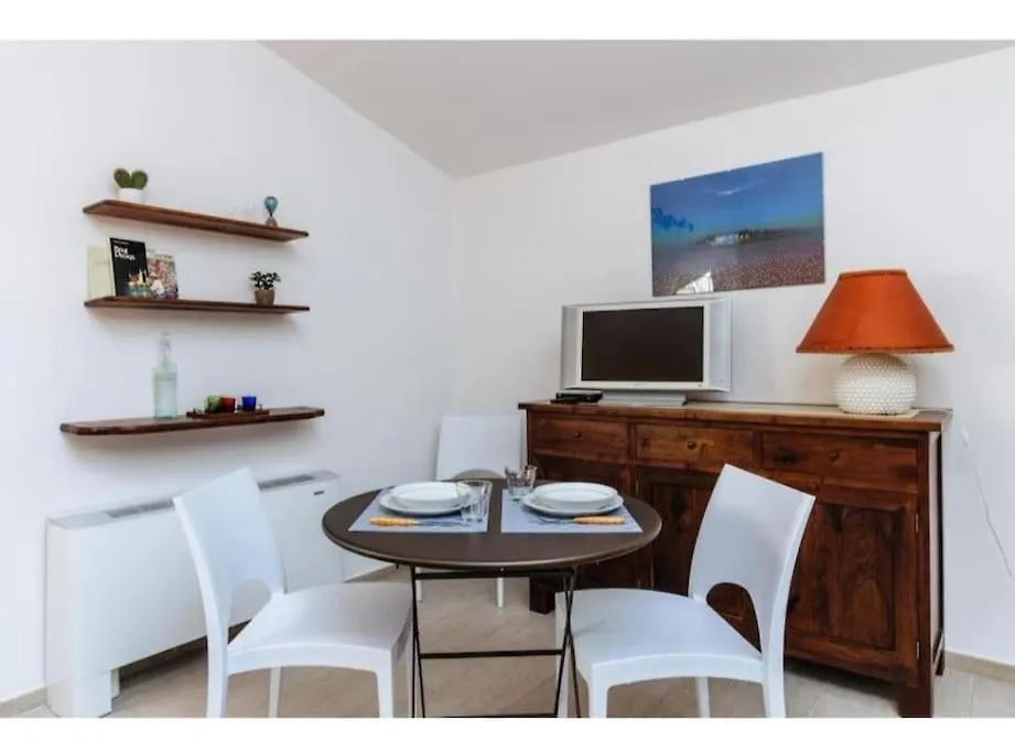 Shell Maqueda Apartment Palermo